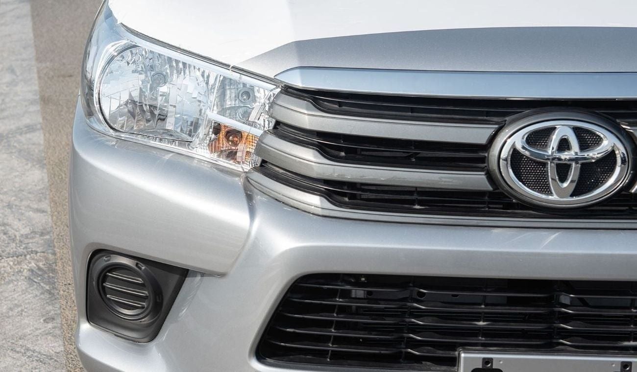 تويوتا هيلوكس SGLX TOYOTA HILUX DC 2.4D MT 4X4 P.WINDOW MY2024 – SILVER