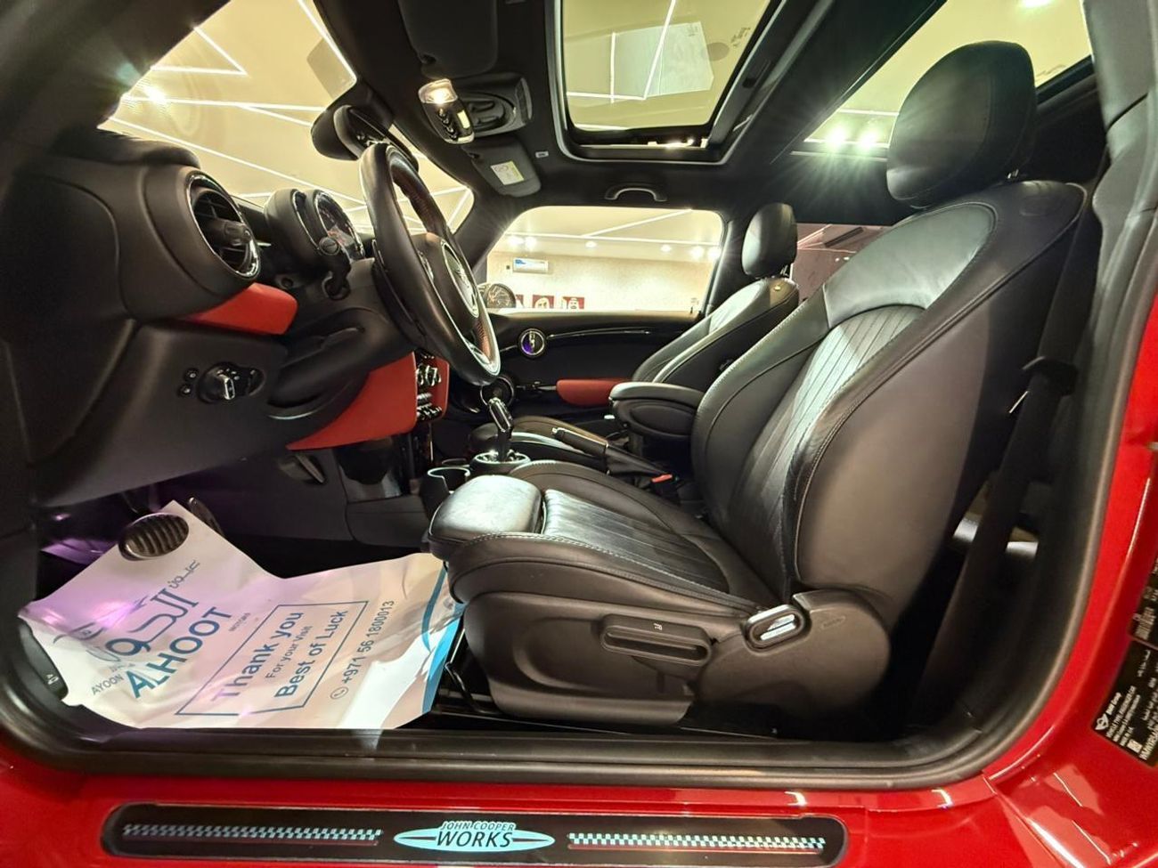 ميني كوبر إس LOVELY MINI COOPER S JCW || GCC || TOP OF THE RANGE || PANORAMIC || ACCIDENTS FREE || LOW MILEAGE