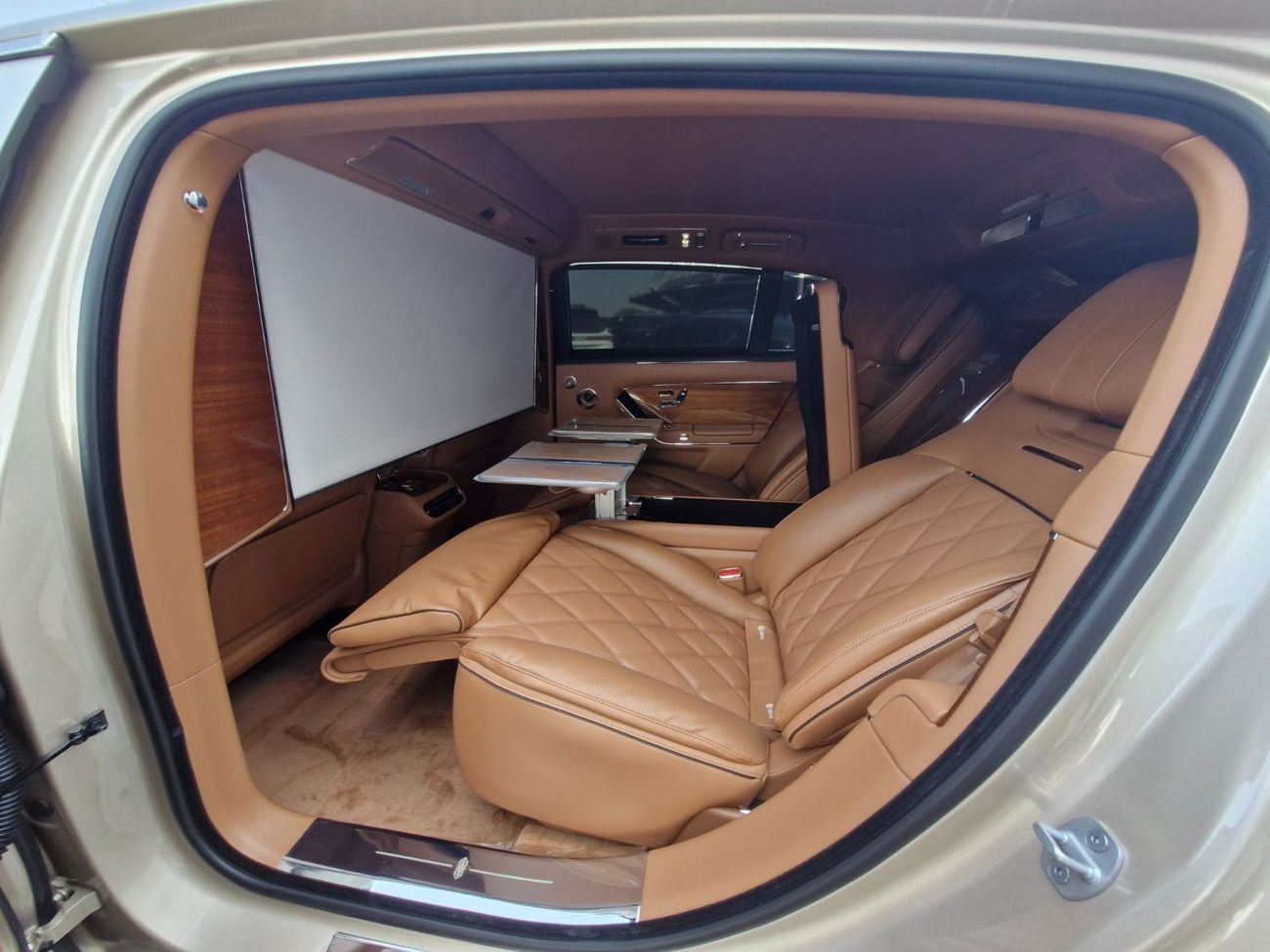 Maextro S800 STARSHINE EXECUTIVE EDITION 2025 MAETRXO S800 EREV STAR SHINE EXECUTIVE VERSION VIP PILOT SEATS, BRA