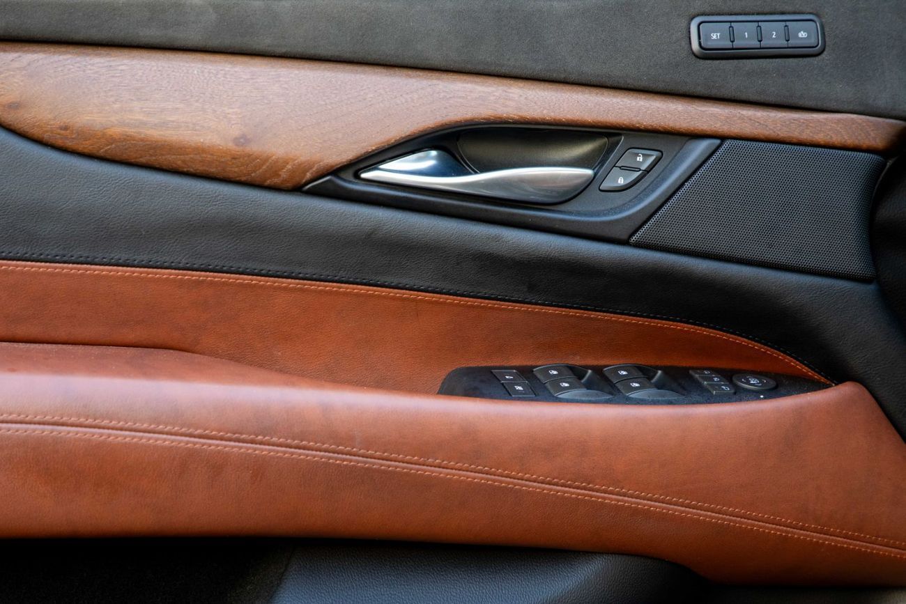 كاديلاك إسكالاد | 2,937 P.M  | 0% Downpayment | Platinum | Full Agency History!