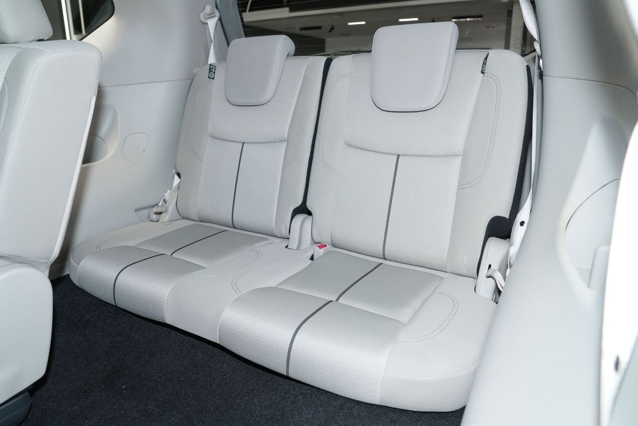 نيسان إكستيرا SE 2.5L RWD