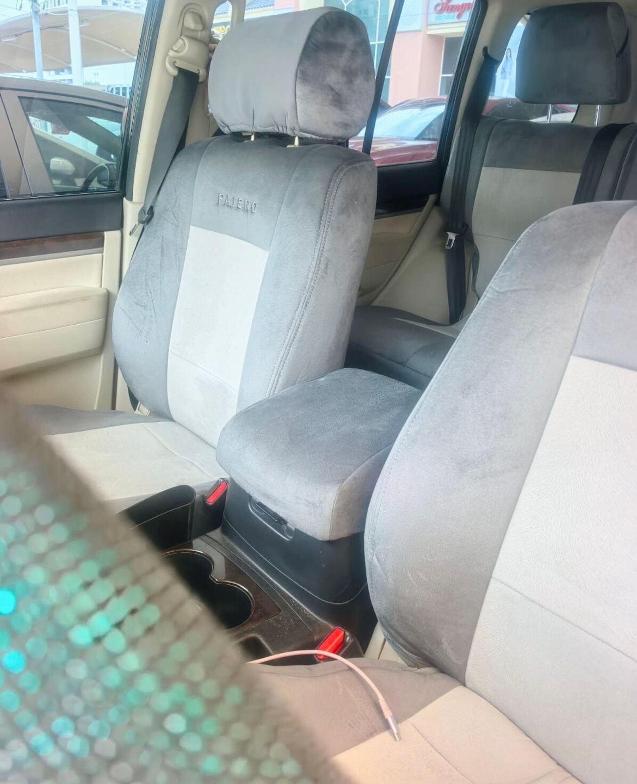 Mitsubishi Pajero GLS H/L PLATINUM