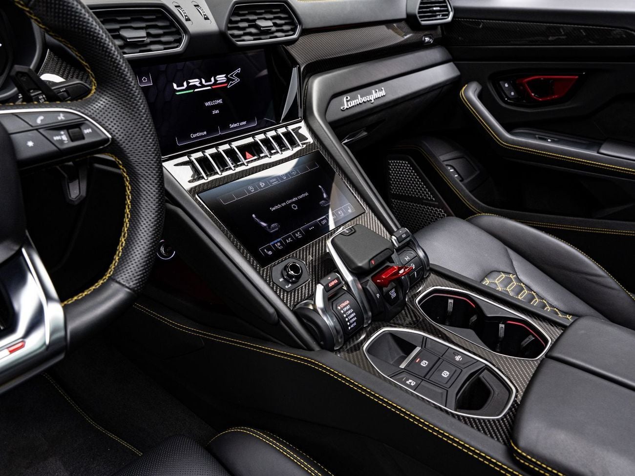 Lamborghini Urus S BUY NOW, PAY 2027 | THE BLACKLINE STANDARD | June 2027 Warranty GCC, Low KM's