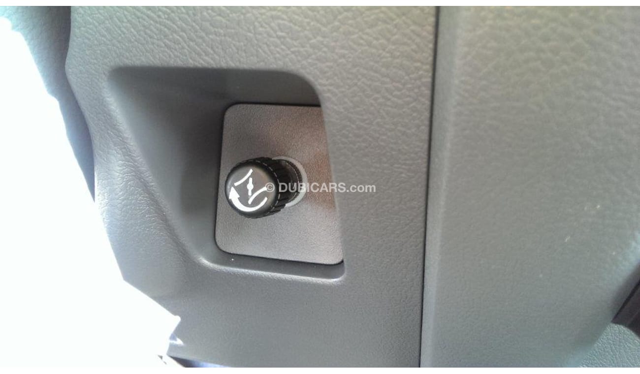 Toyota Land Cruiser 4.2L DSL, Hard Top 78 LX 13, Diesel, 13 Seats