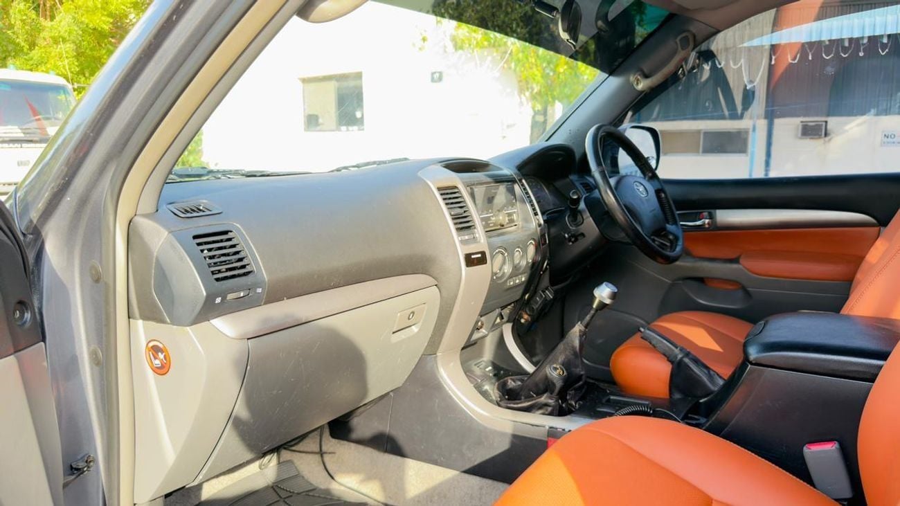 Toyota Prado 4.0 PETROL ENGINE | MANUAL TRANSMISSION | ROOF RACK - FRONT BUMPER WITH LED LIGHTS | RHD