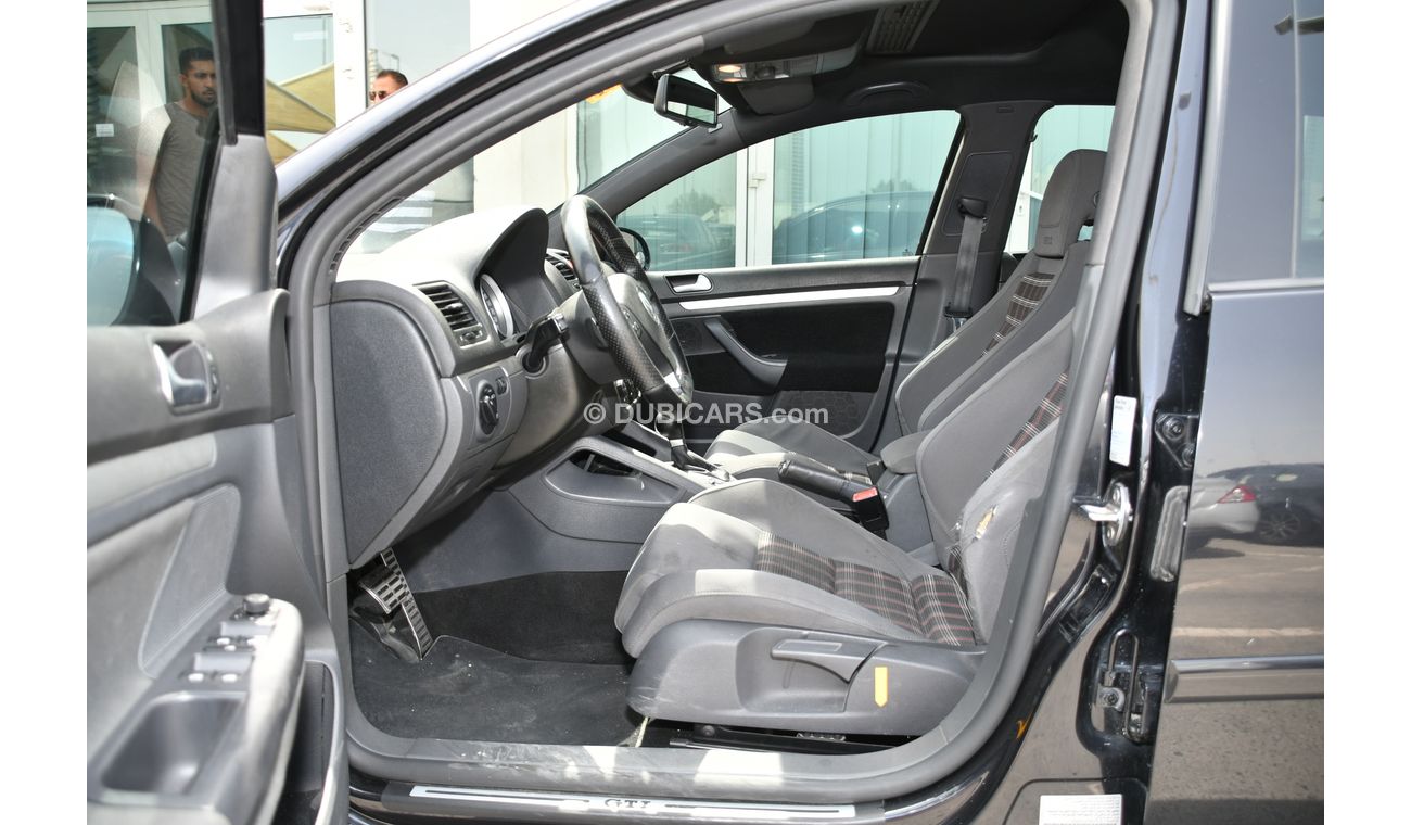 Volkswagen Golf GTI Turbo 2009 black no accident