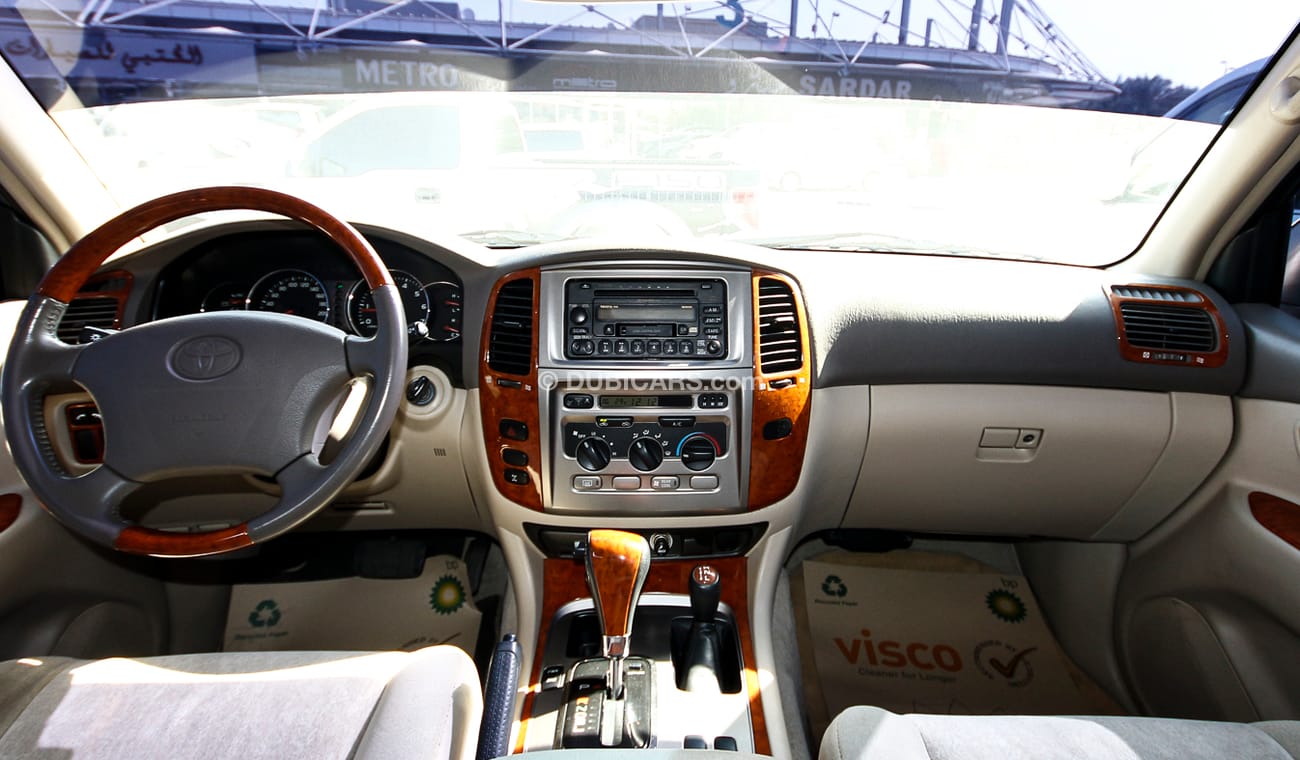 Toyota Land Cruiser GXR V6