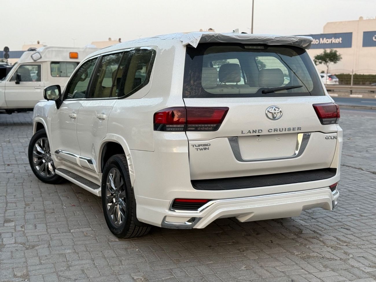 Toyota Land Cruiser GXR 4.6L