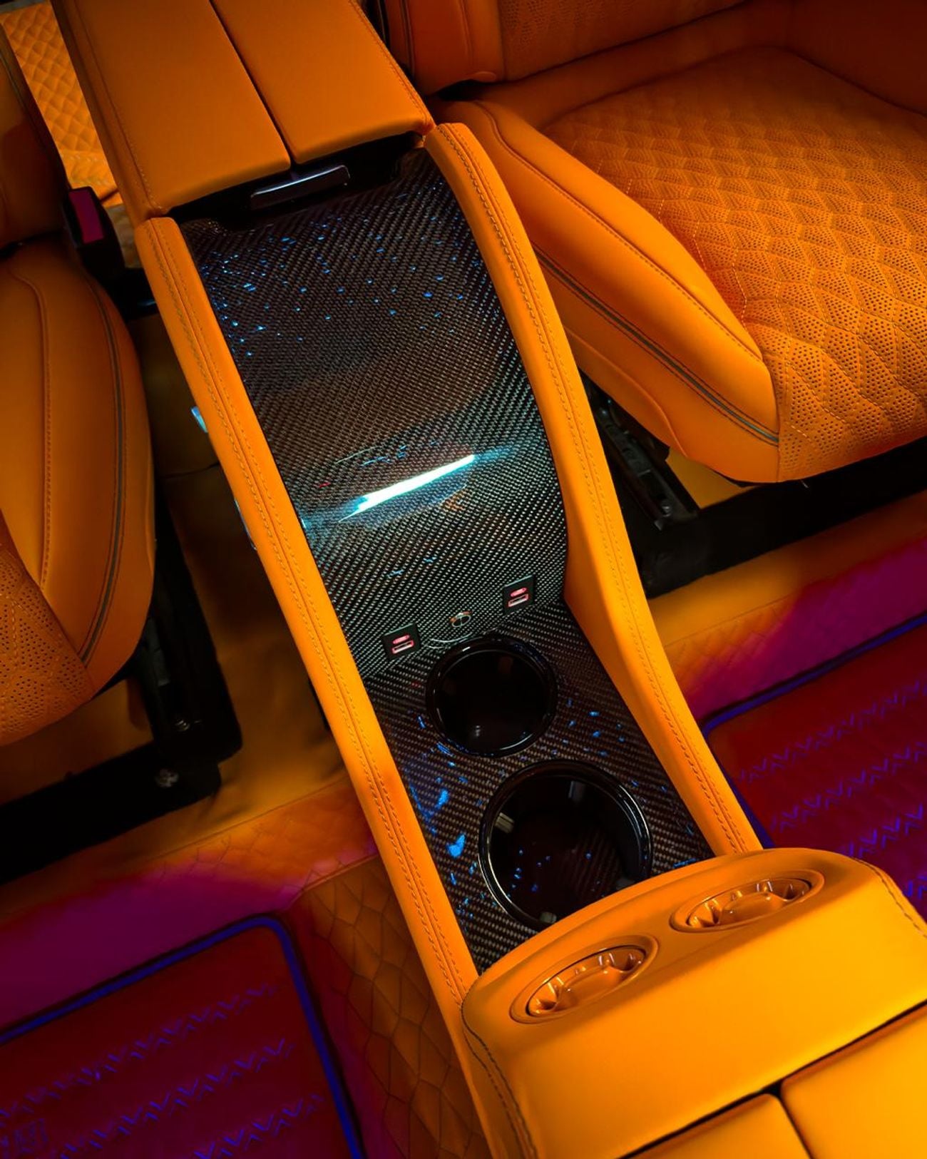 برابوس 900 - مرسيدس-AMG G 63 800 with VIP Seats