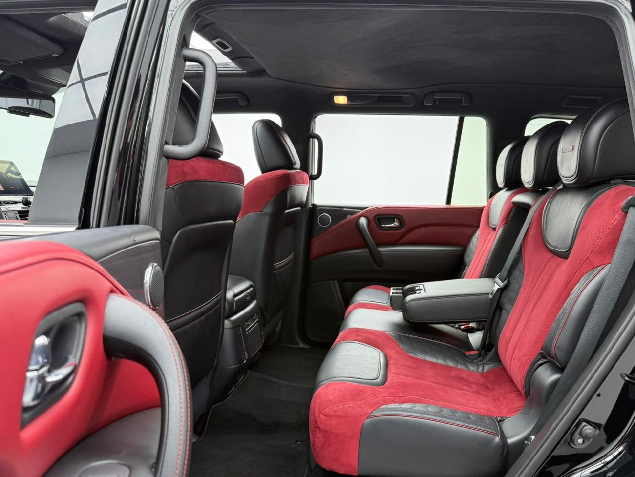 نيسان باترول Nismo 5.6L 2022 Nissan Patrol Nismo, Warranty, Full Nissan Service History, Excellent Condition, GCC