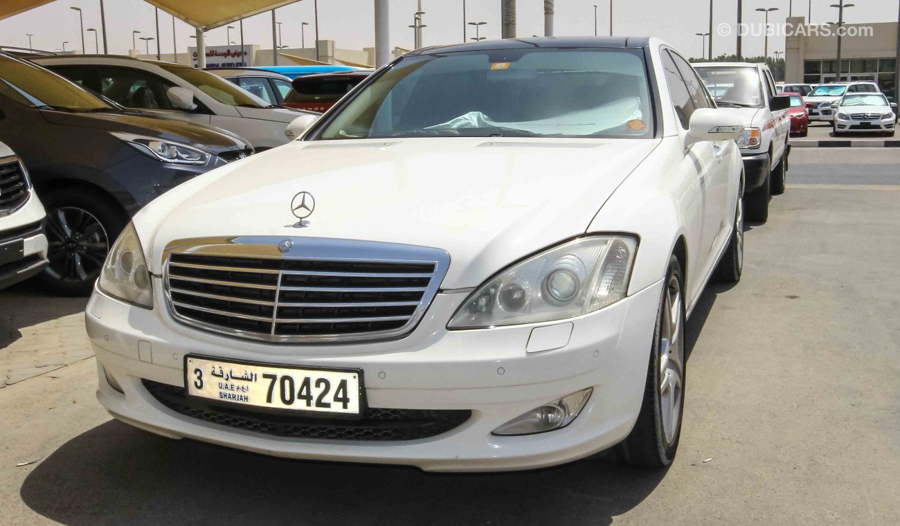 Mercedes-Benz S 350 With S500 badge