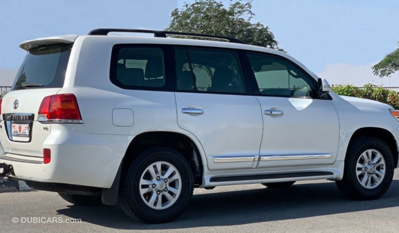 Toyota Land Cruiser GXR V6 - EXCELLENT CONDITION - FULL OPTION