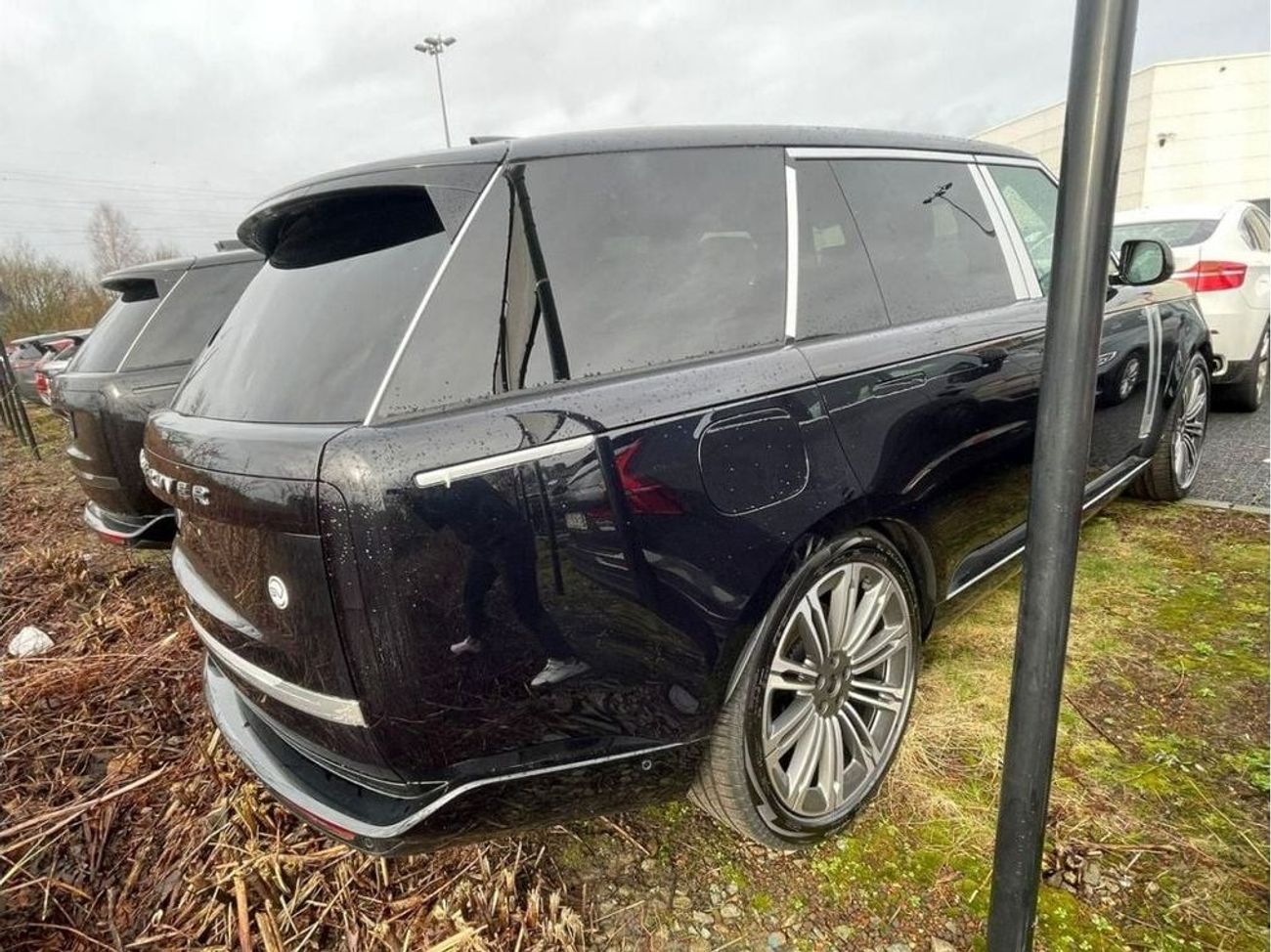 لاند روفر رينج روفر سبورت Range rover SV P 530 First class Signature 2025 (For export only)