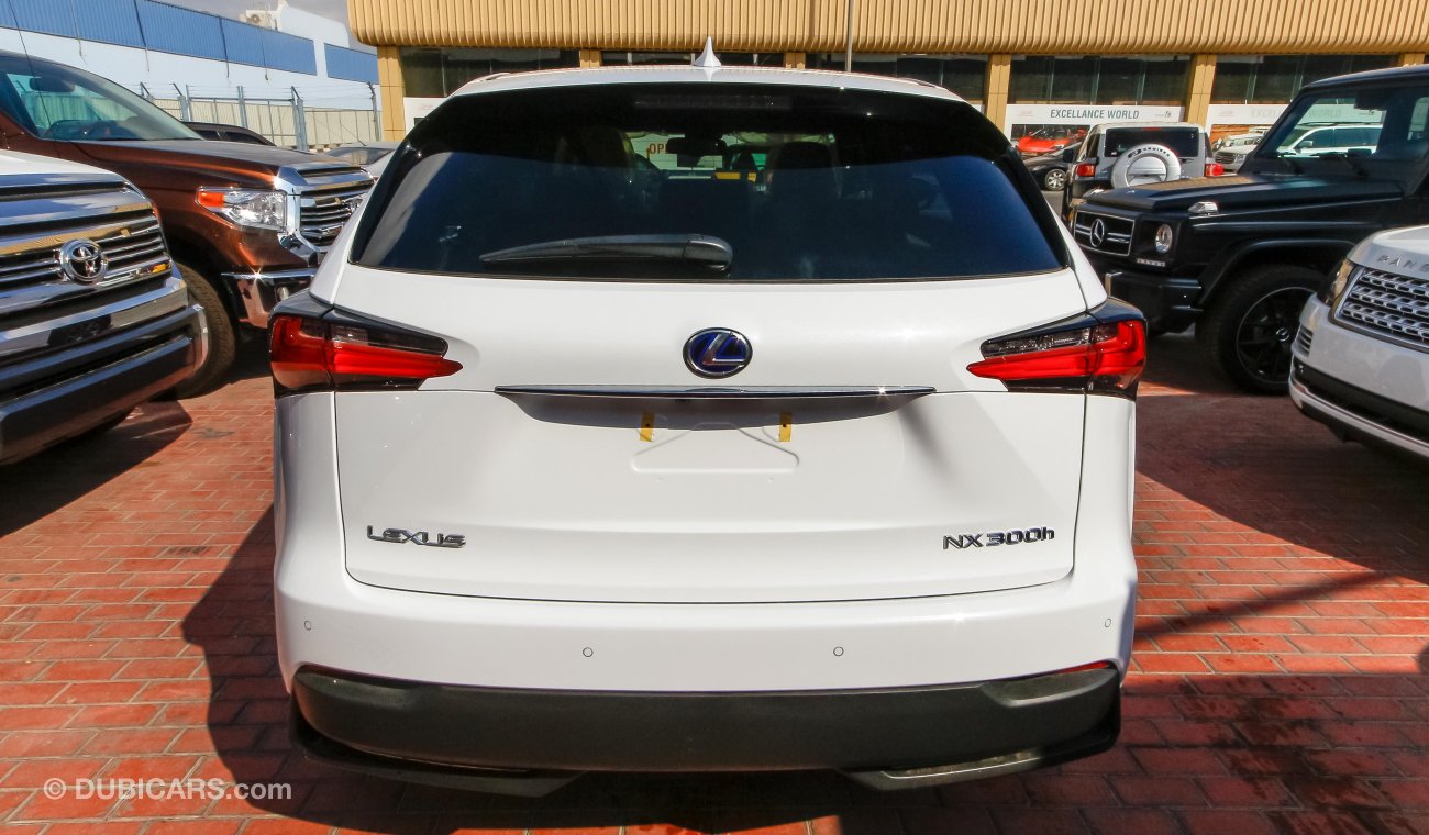 Lexus NX300 h