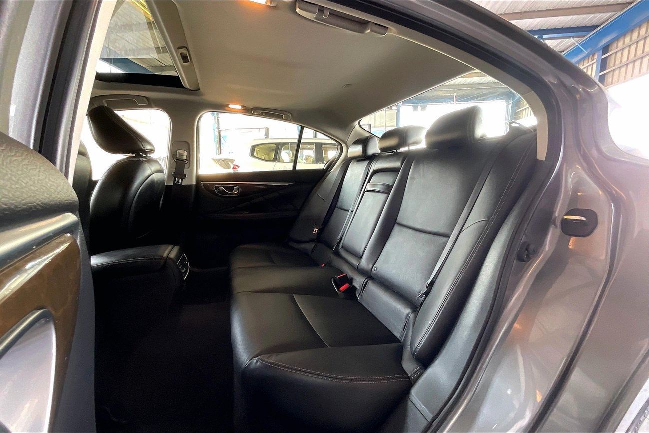 Infiniti Q50 Premium / Luxe | Guaranteed Warranty | 0 Down Payment