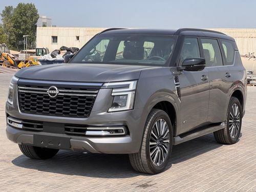نيسان باترول LE بلاتينيوم سيتي (الخارج: رمادي + سقف أسود، الداخل: عنابي)