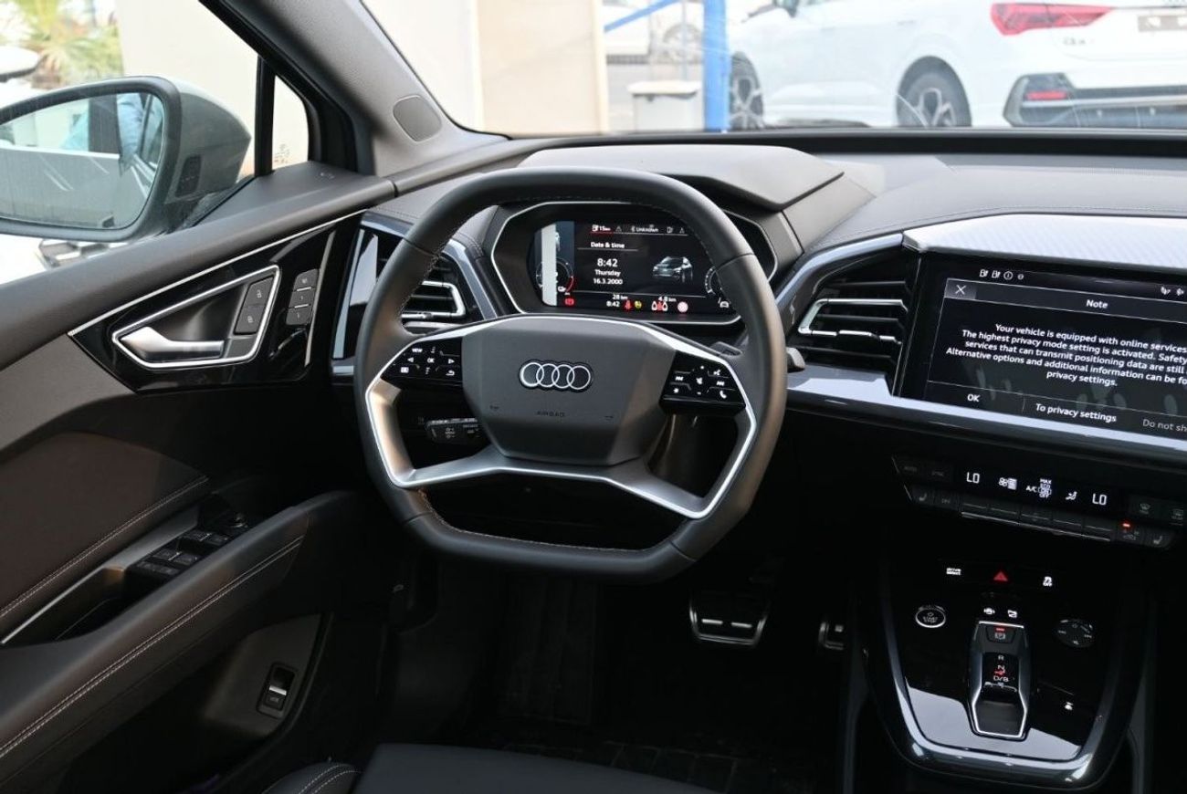 أودي اي ترون Audi Q4 High 40 E-Tron Color Grey Model 2024