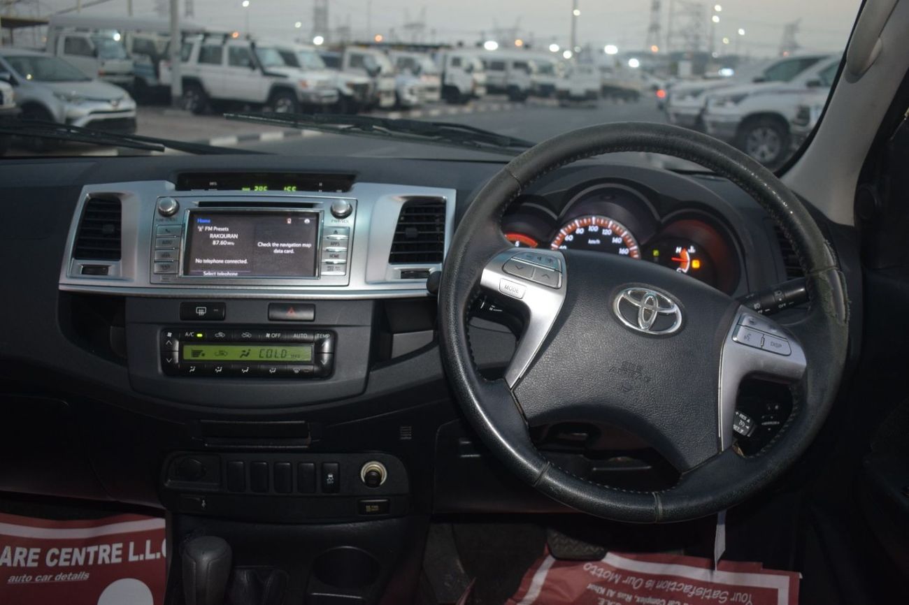 تويوتا هيلوكس 2014 TOYOTA HILUX SR5 D4D