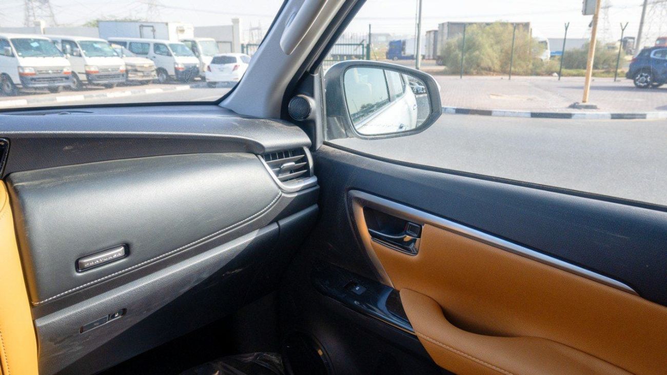 تويوتا فورتونر VX2 4X4 Diesel 2.8L