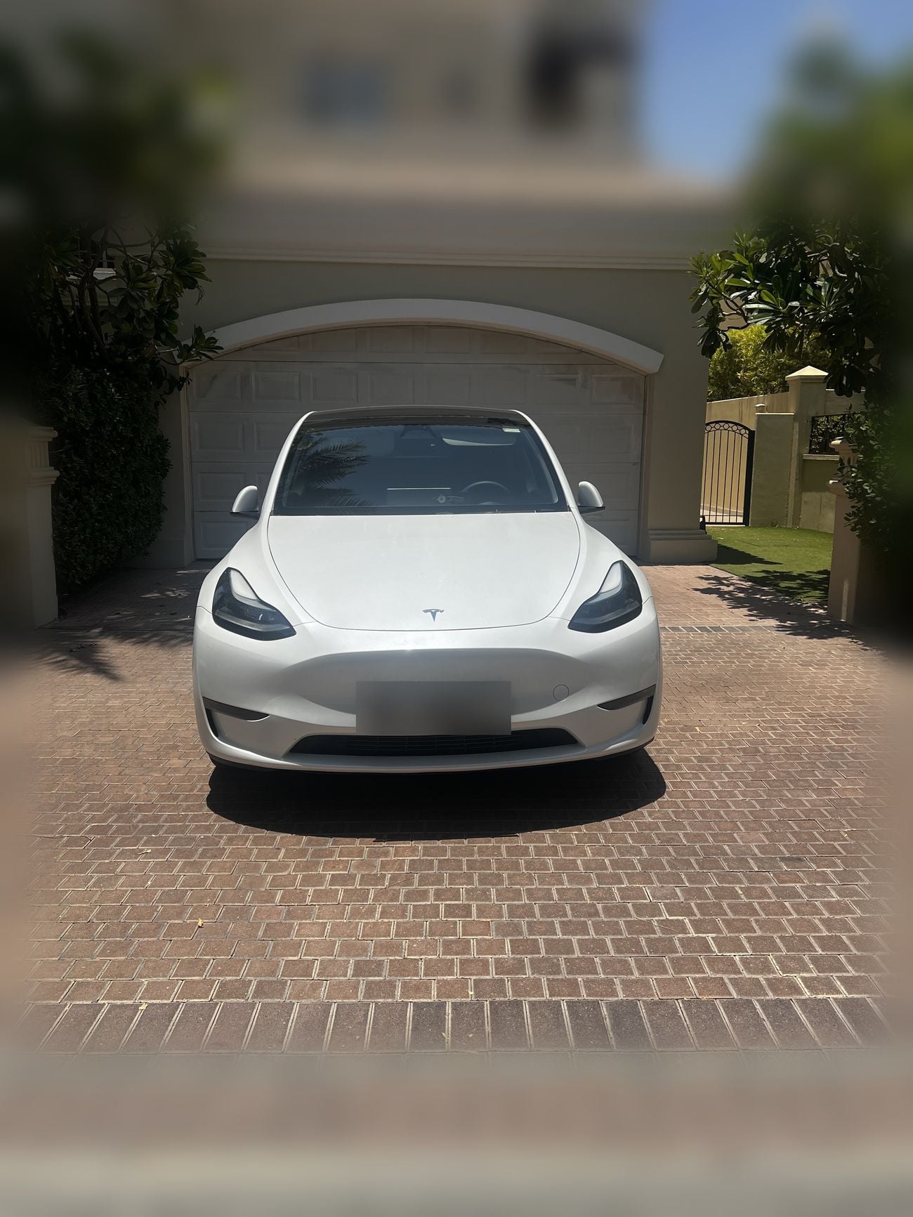 Tesla Model Y LONG RANGE