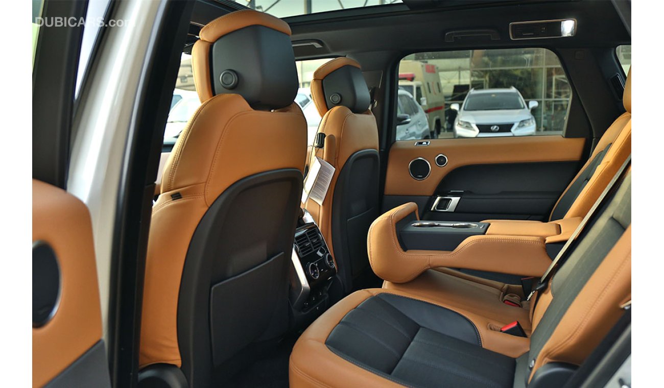 Land Rover Range Rover Sport V6  2019 / Available in white/red