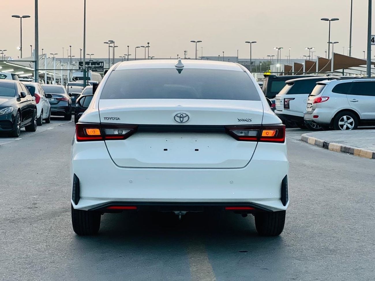 تويوتا يارس 1.5L E