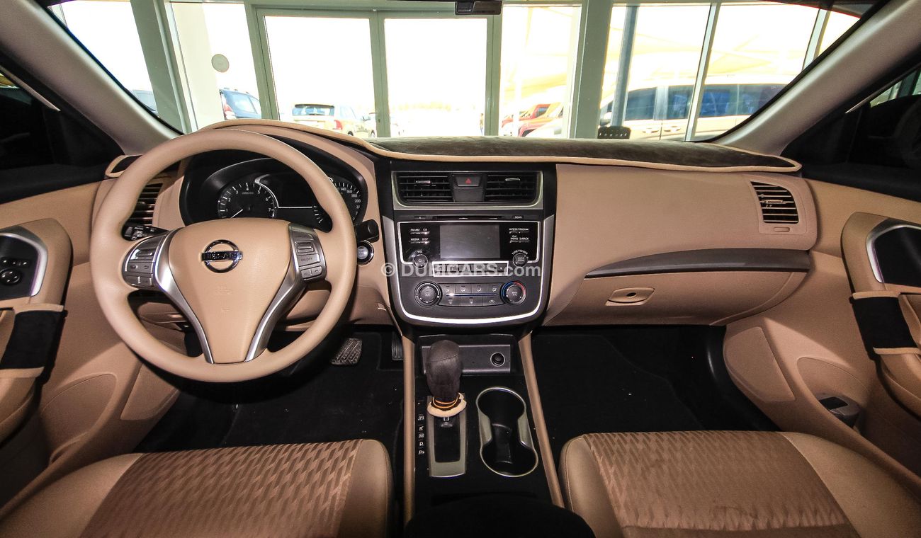 نيسان ألتيما 2.5 SV