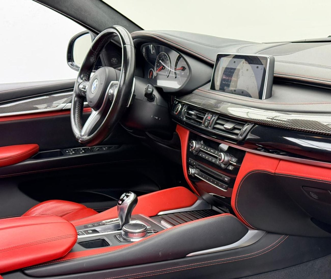 BMW X6 M 2018 BMW X6M, Full Service History, Fully Loaded, Excellent Condition, GCC