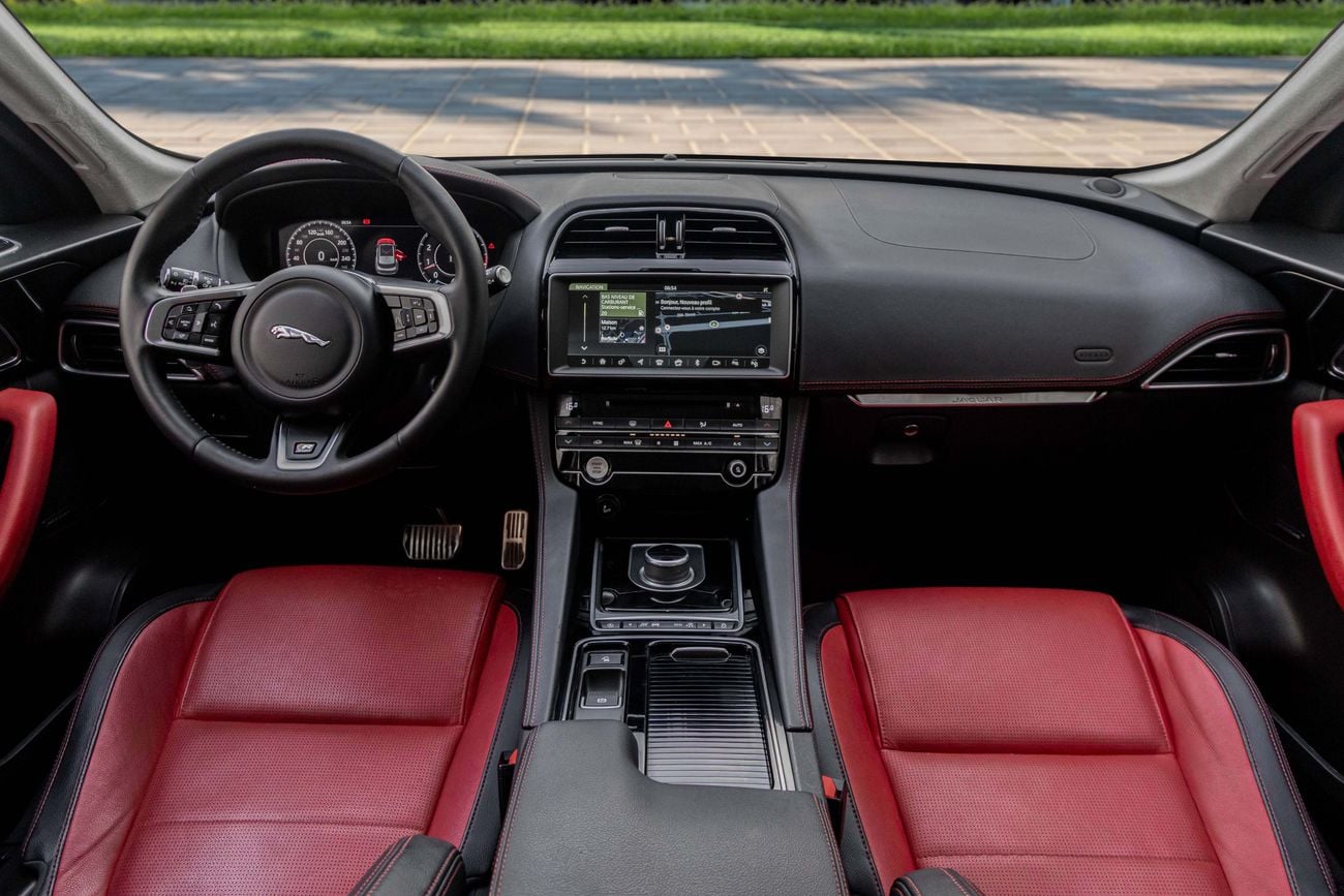 جاكوار F بيس 25T F-Pace 25T | 1,528 P.M | 0% Downpayment | WARRANTY!