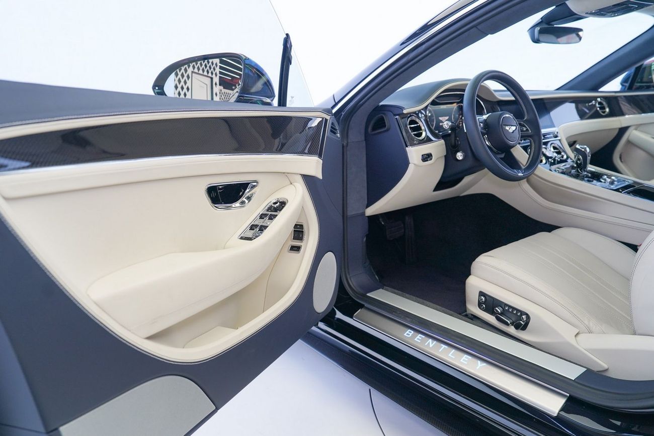 بنتلي كونتيننتال جي تي 4.0T V8