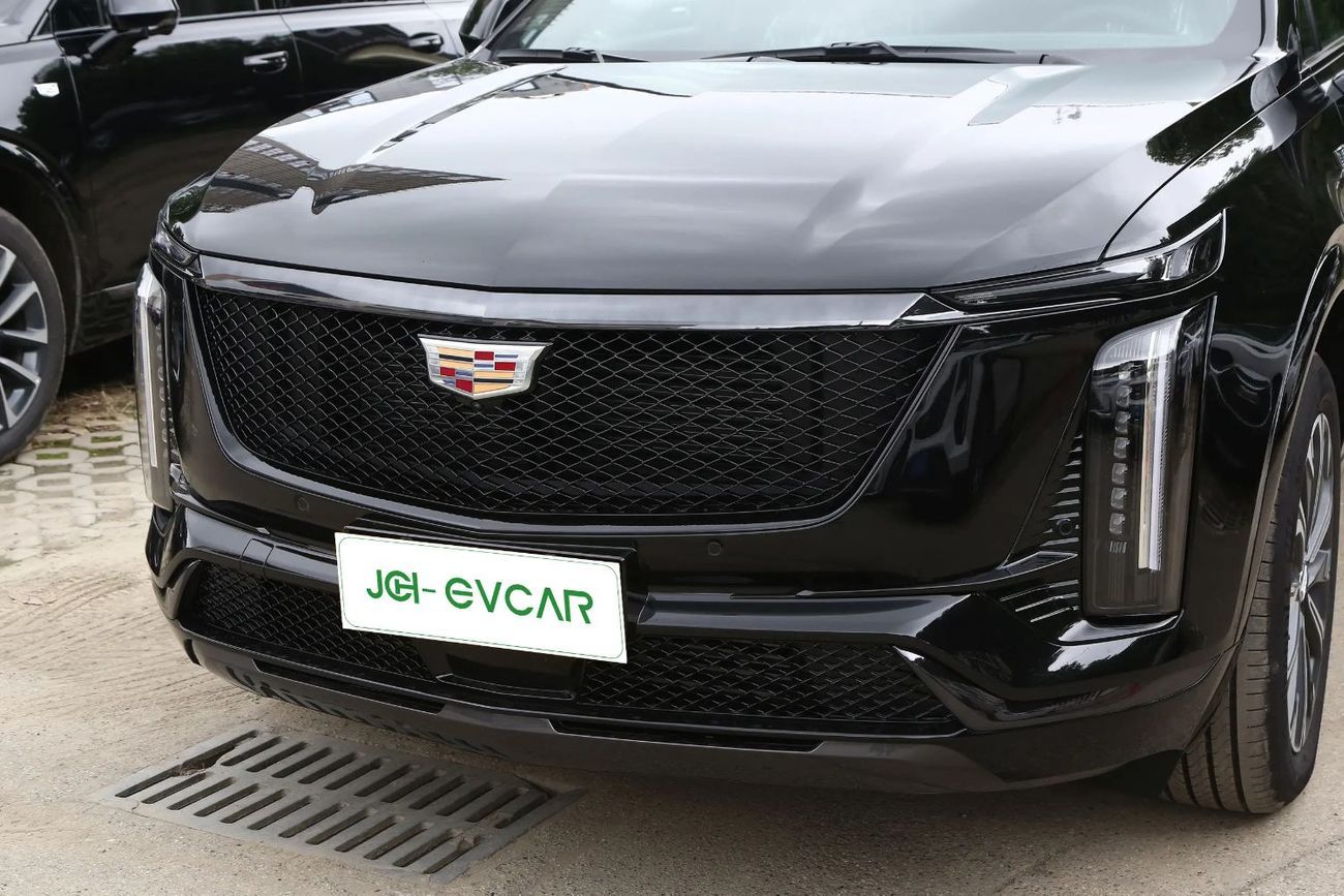Cadillac XT5 2026 Model 28T All-Wheel Drive Luxury Edition