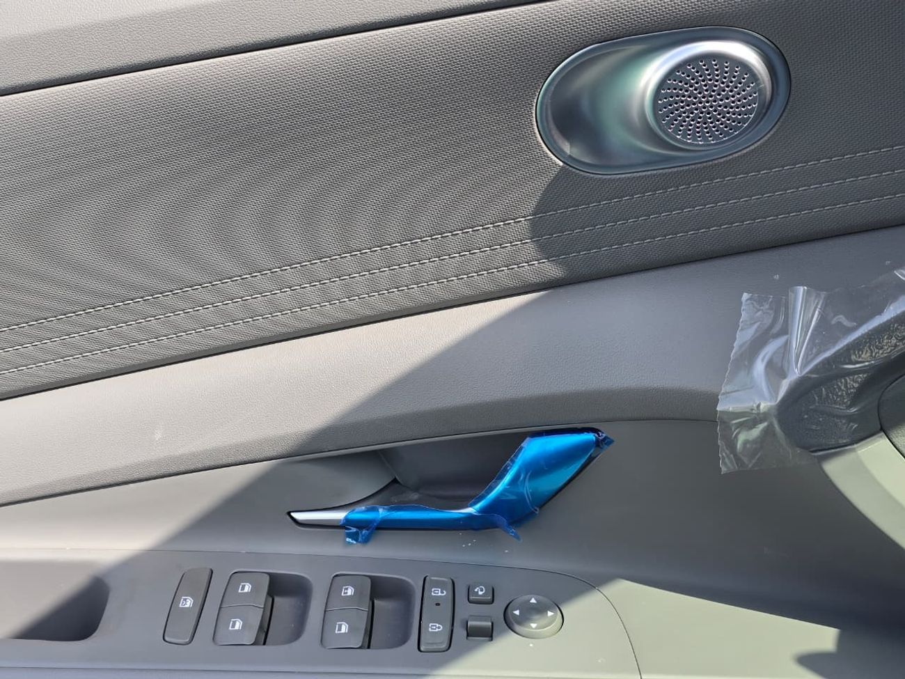 هيونداي إلانترا 2024 Hyundai Elantra 1600cc 2WD Comfort Automatic