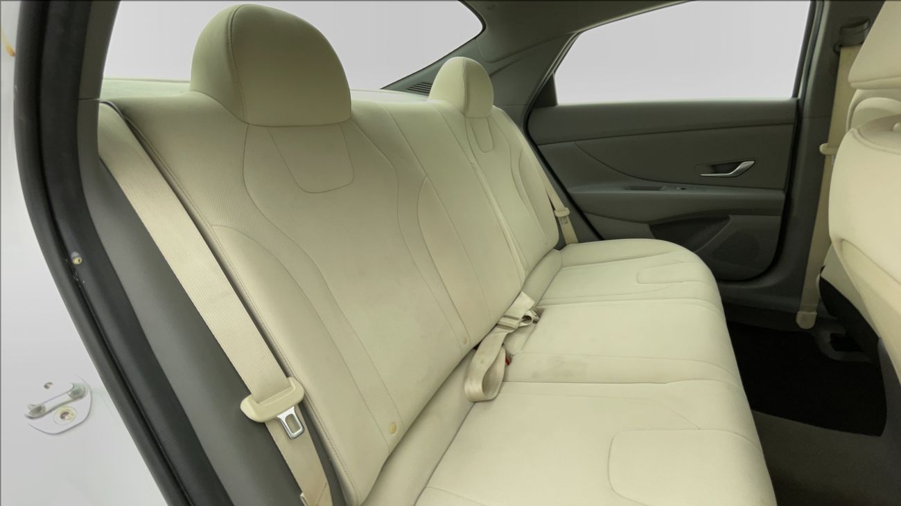 هيونداي إلانترا SMART 1.6 | بدون دفعة مقدمة | اختبار القيادة في المنزل