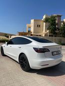 Tesla Model 3 STANDARD RANGE