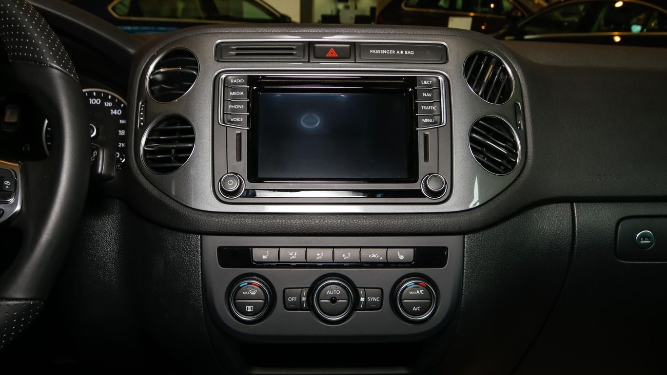 فولكس واجن تيجوان R Line  2.0 TSI 4MOTION