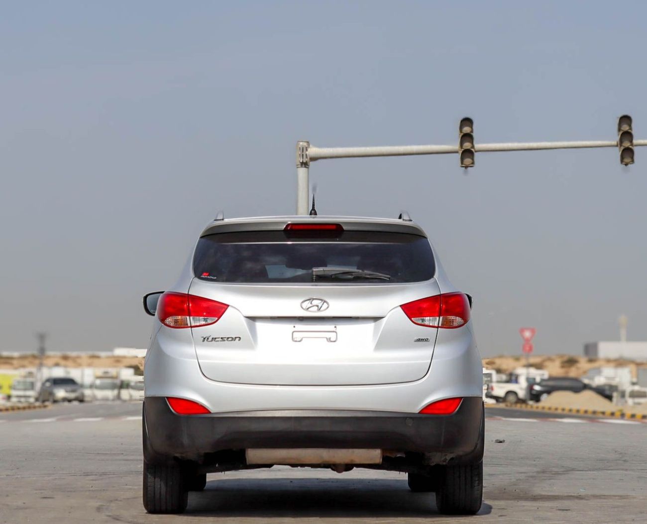 Hyundai Tucson SE 2.0L AWD Hyundai Tucson 2.0L 4WD 2015 GCC accident-free in excellent condition