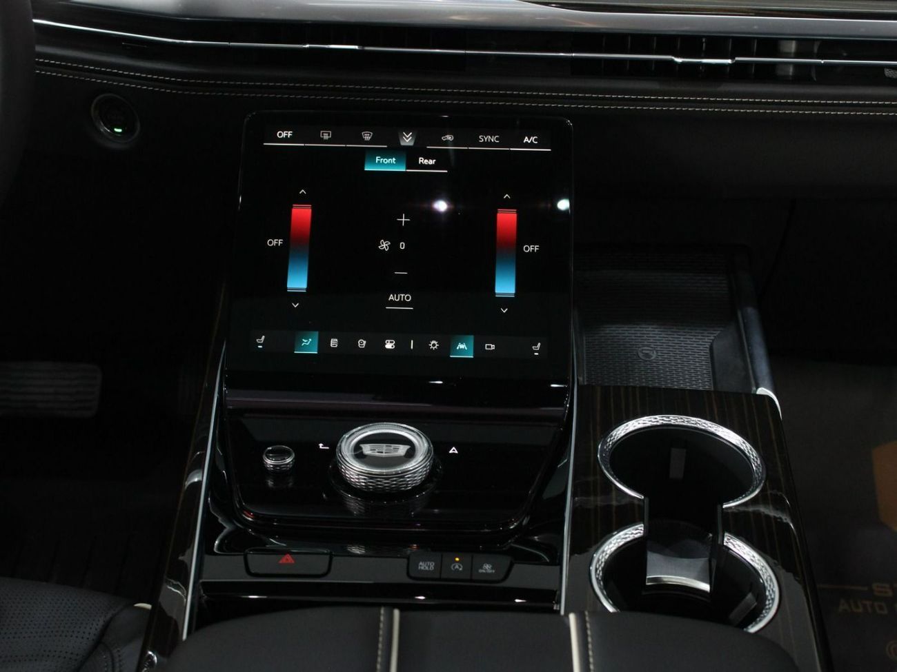 Cadillac Escalade Sport Platinum 6.2L 4WD