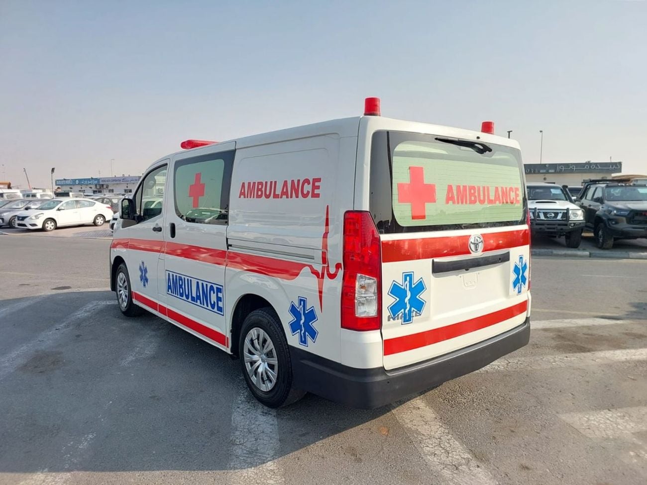 تويوتا هاياس TOYOTA HIACE COMMUTER AMBULANCE VAN RHD 2020 MODEL 2.8 L DIESEL AUTOMATIC(PM19152)