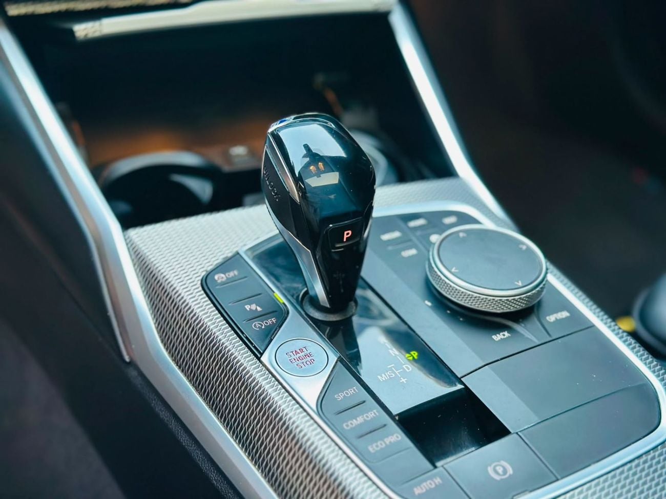 بي أم دبليو 330i M SPORT PREMIUM
