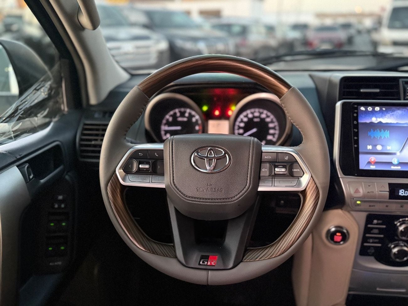 Toyota Prado Std 2.7L (271 HP)
