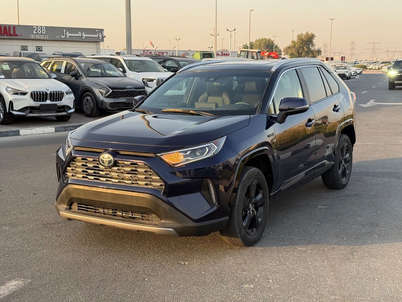Toyota RAV4 XLE 2.5L 2019 TOYOTA RAV4 XSE HYBRID 4x4 FULL OPTIONS IMPORTED FROM USA