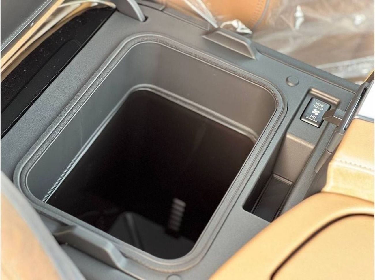 Infiniti QX80 3.5L TWIN TURBO PTR A/T // 2025 // FULL OPTION WITH 360 CAMERA , COOLING&HEATED SEATS , COOL BOX //