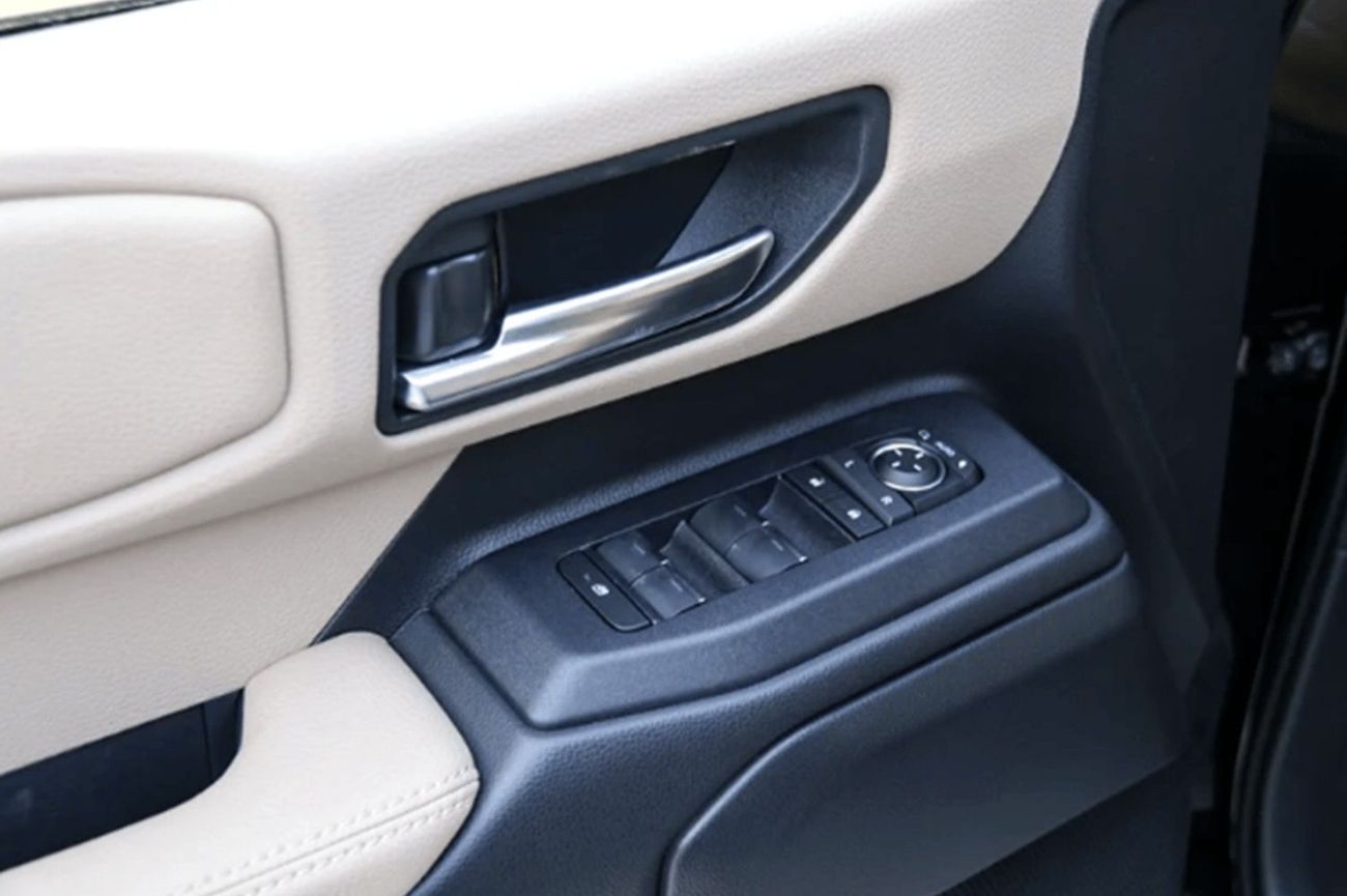 تويوتا برادو ECT0122 - 2025 Toyota Prado Mid Options R1 - 2.4L Petrol Auto Black