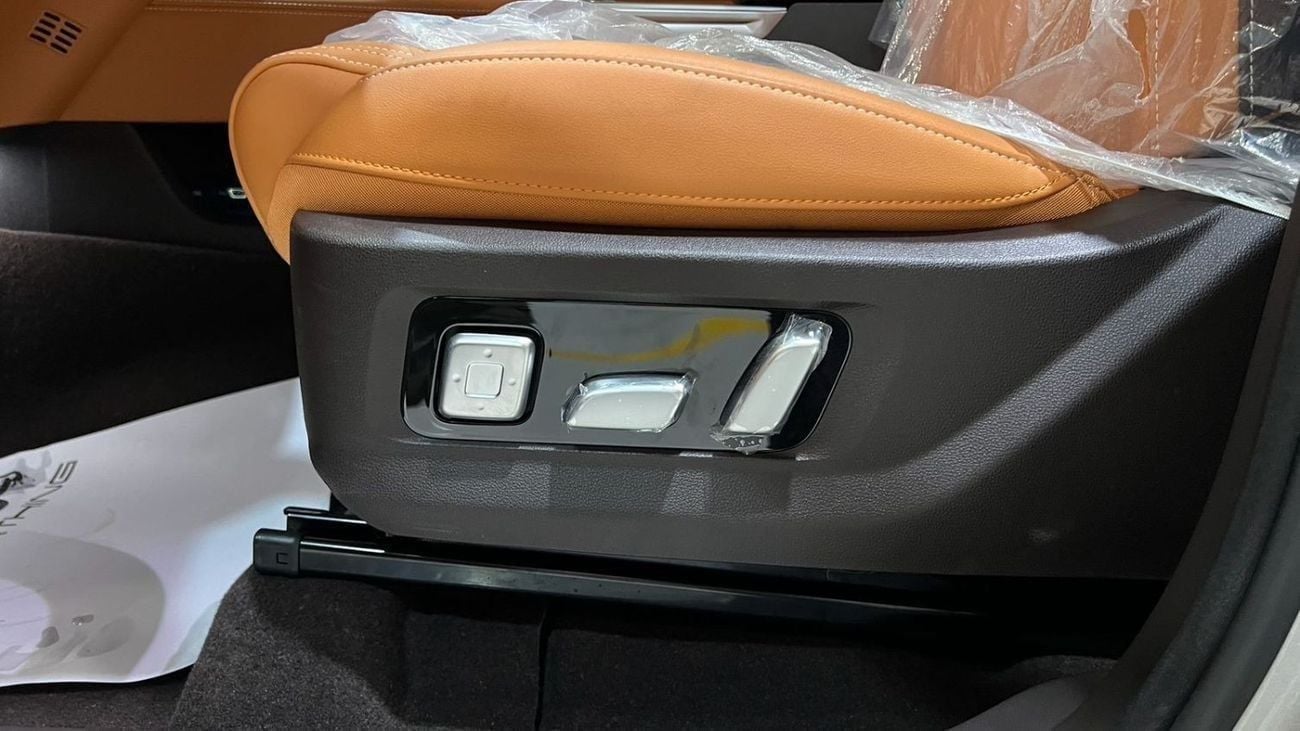 Tank 500 Prestige 3.0T TANK 500 7 Seater 2024