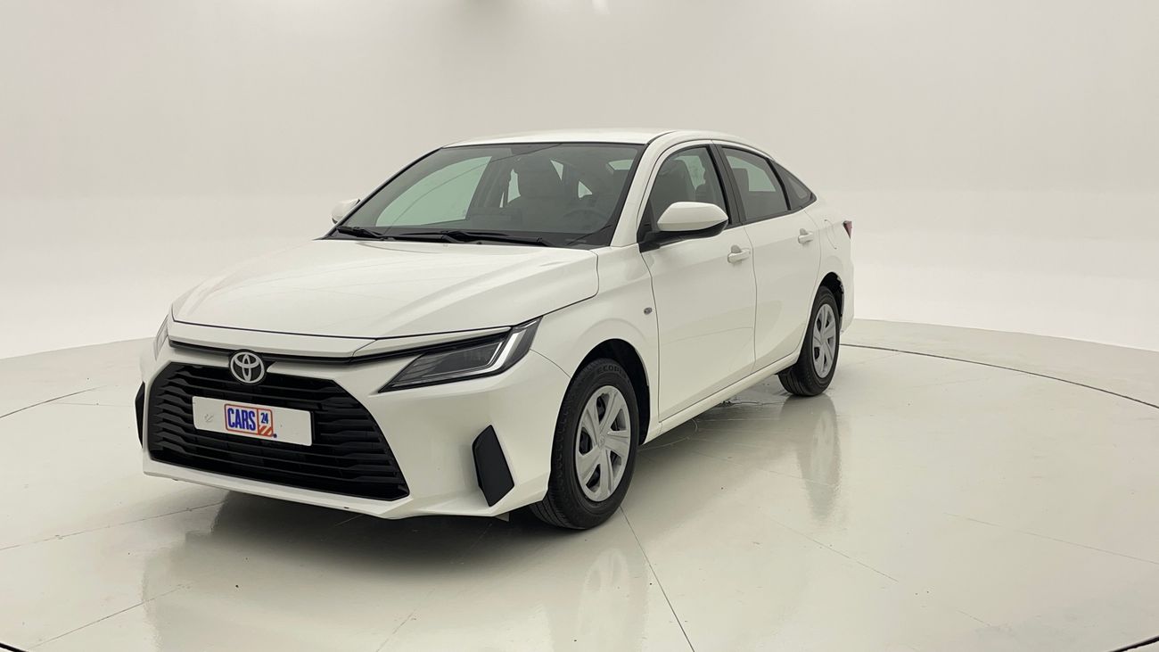 تويوتا يارس E 1.5 | بدون دفعة مقدمة | اختبار القيادة في المنزل