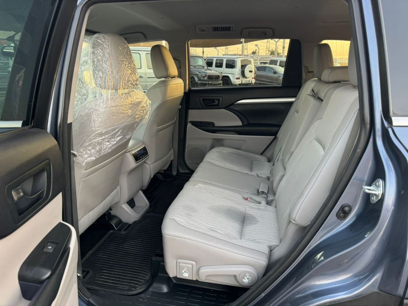 تويوتا هايلاندر TOYOTA HIGHLANDER LE, 4x4, FULL OPTION