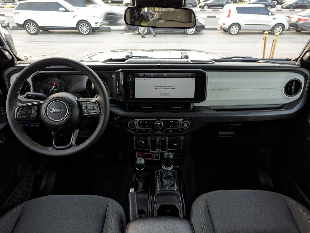 جيب رانجلر JEEP WRANGLER 2024 HYBRID 4/4 WILLYS  ALSO CHARGING WIRES AVALIBLE CAR IS CLEAN SAME LIKE  NEW ZERO