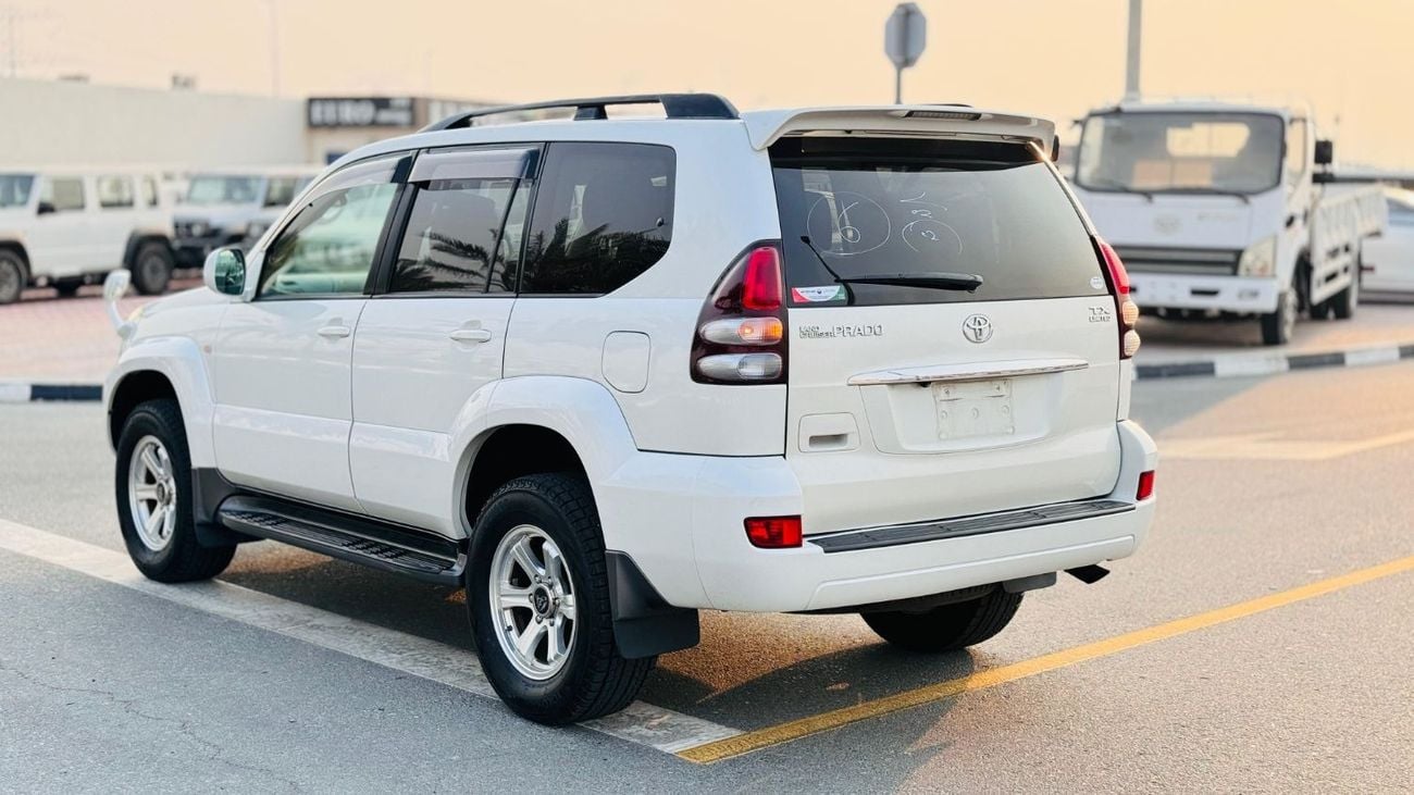 Toyota Prado BLACK LEATHER SEATS | 3.0L DIESEL | RHD | 2006 | REAR VIEW CAMERA | SIDE FENDER HOOD MIRROR