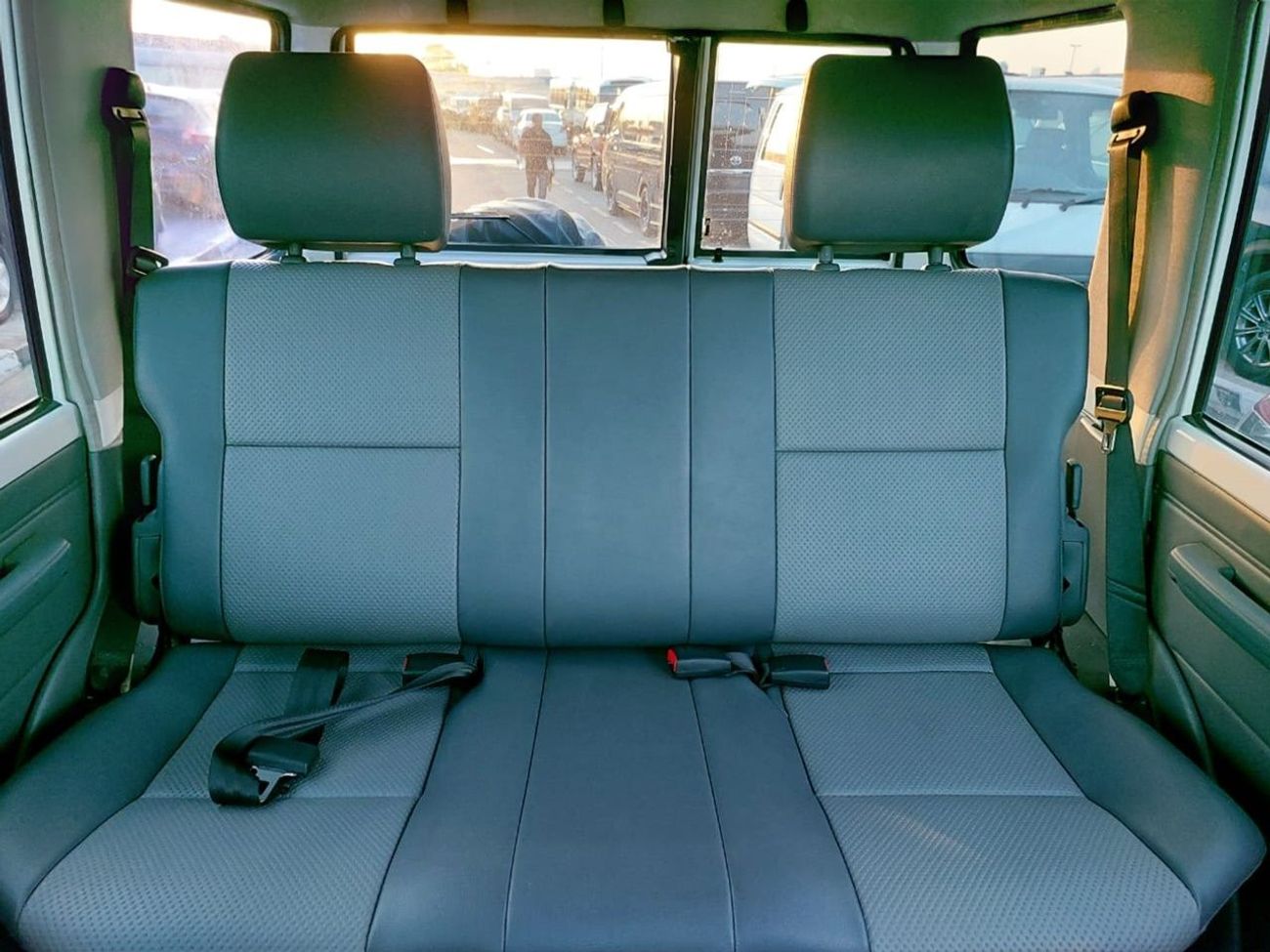 Toyota Land Cruiser TOYOTA LAND CRUISER RIGHT HAND DRIVE