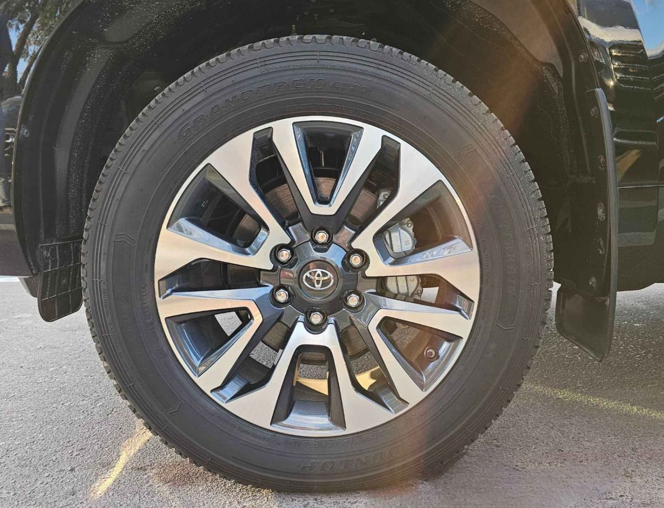 Toyota Prado GXR / 4.0L PETROL / SUNROOF / COOL BOX / DVD+CAMERA / AUTO AC / (CODE # PSR40GXRU)